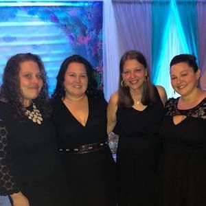 Meet your Posher, Whitney